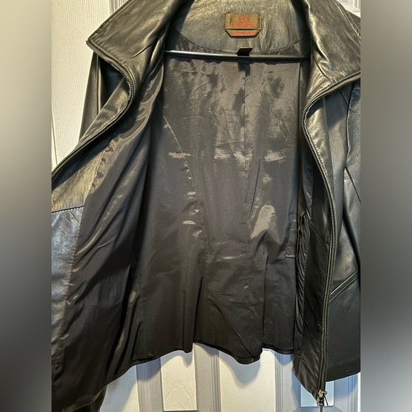 Danier, Leather Women’s Jacket, Italian Leather, Small - Picture 5 of 8